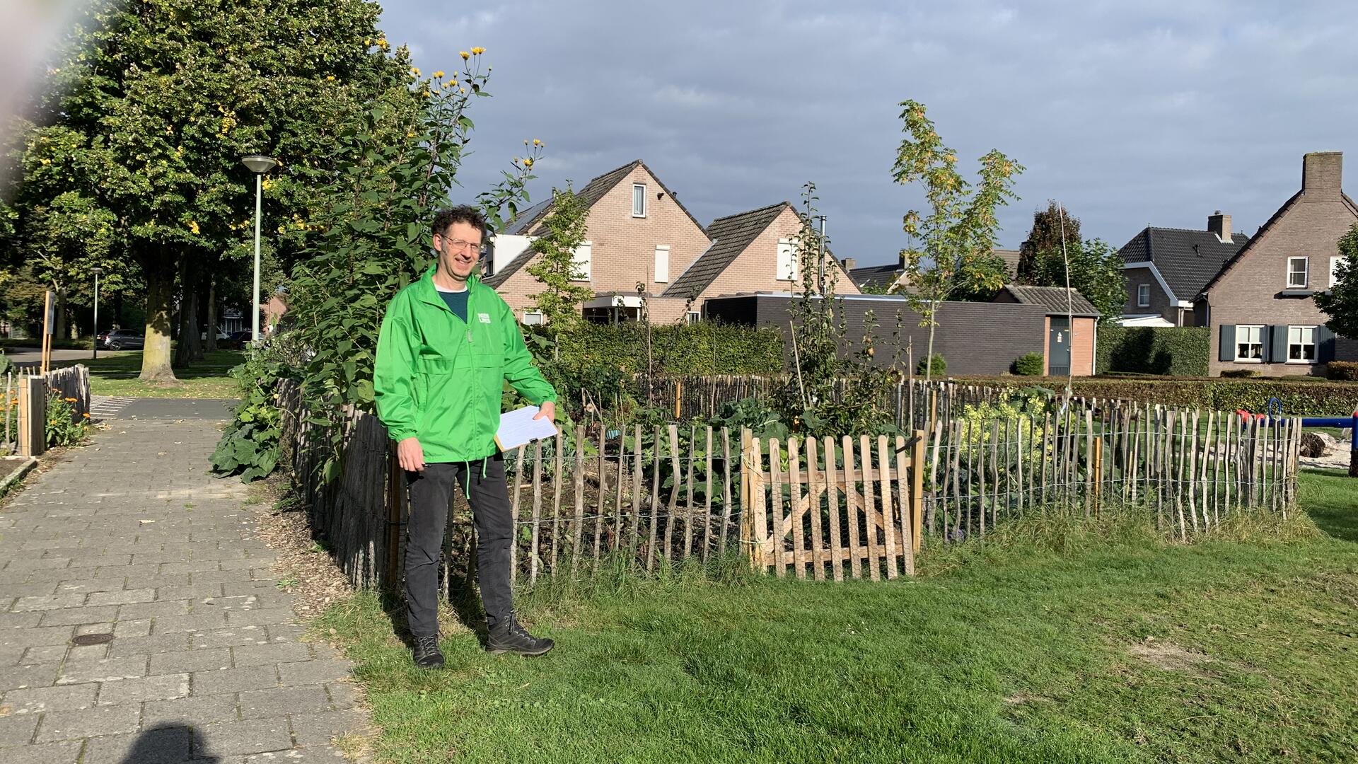 jeroen bij moestuin